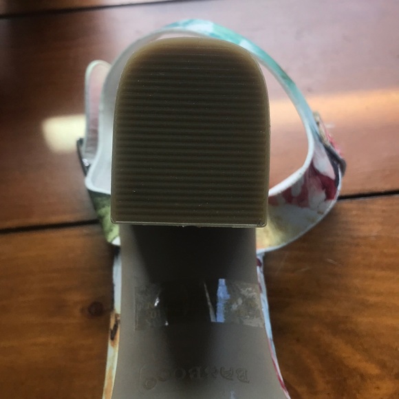 Bamboo • Floral Strappy Heel - Picture 4 of 5